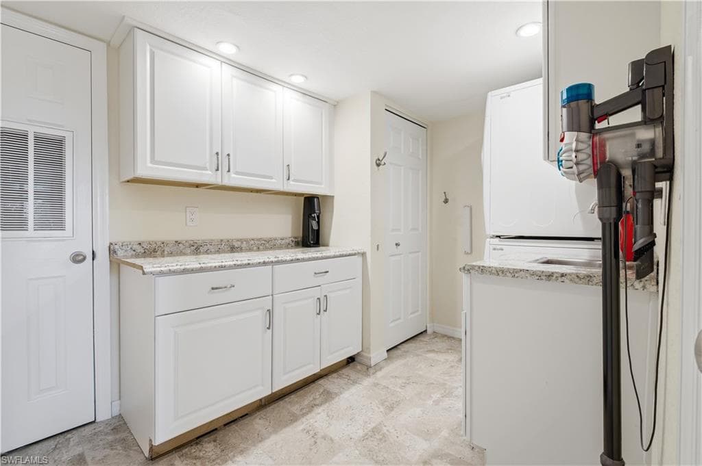 5121 Sunnybrook CT 26-21
