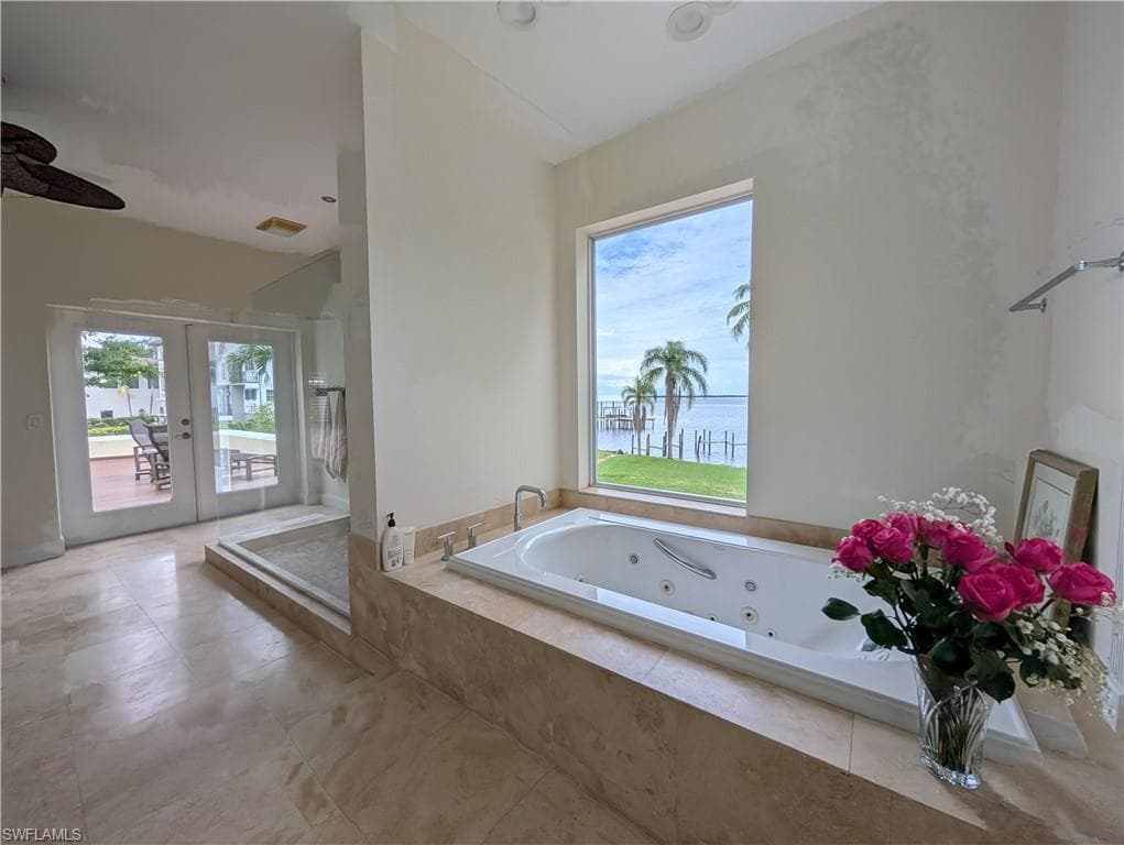2878 Valencia WAY-29