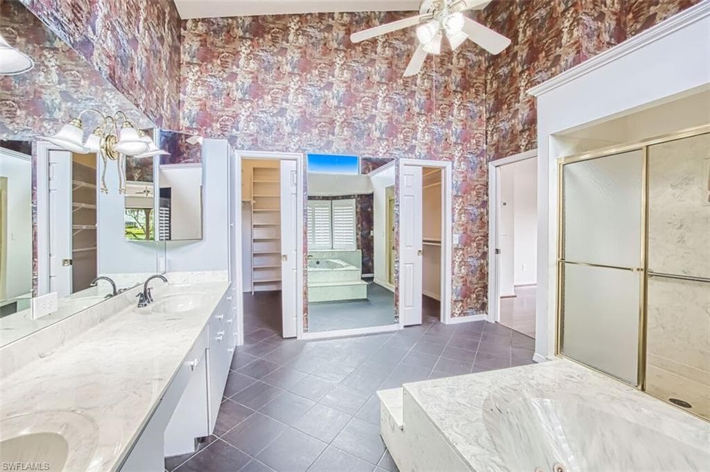 6896 Erin Marie CT-27