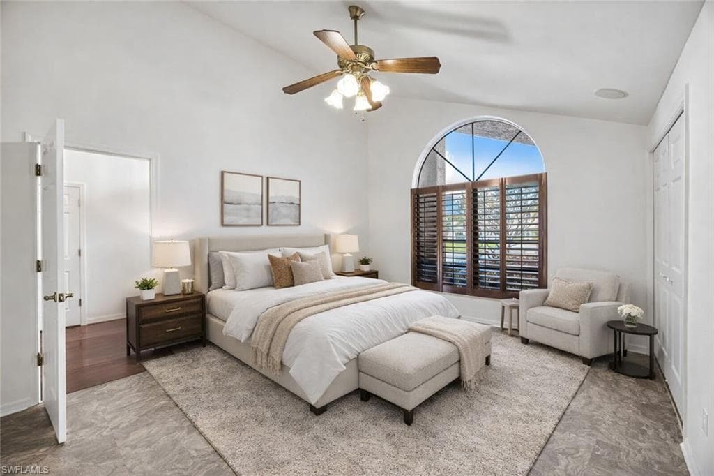 6896 Erin Marie CT-28