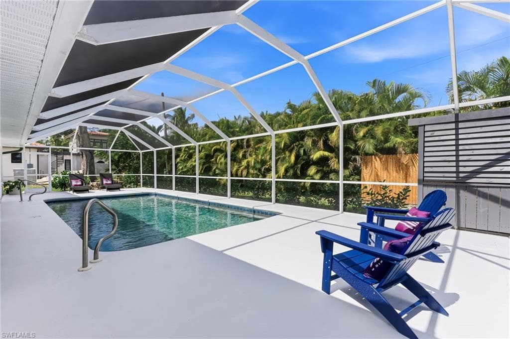 1377 Coconut DR-43