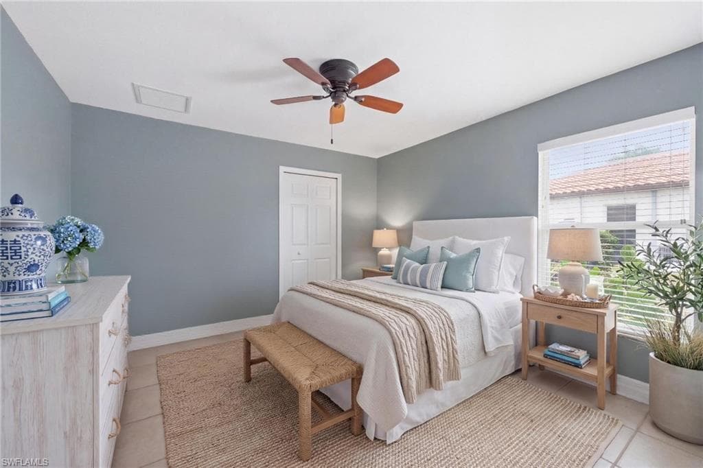 1377 Coconut DR-28