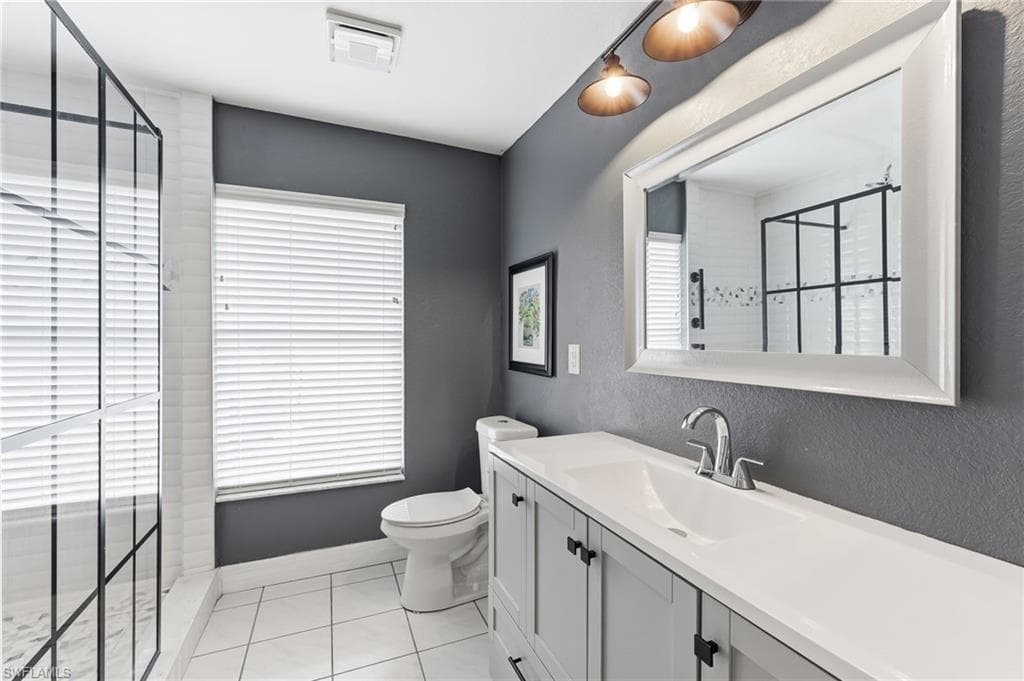 1377 Coconut DR-30