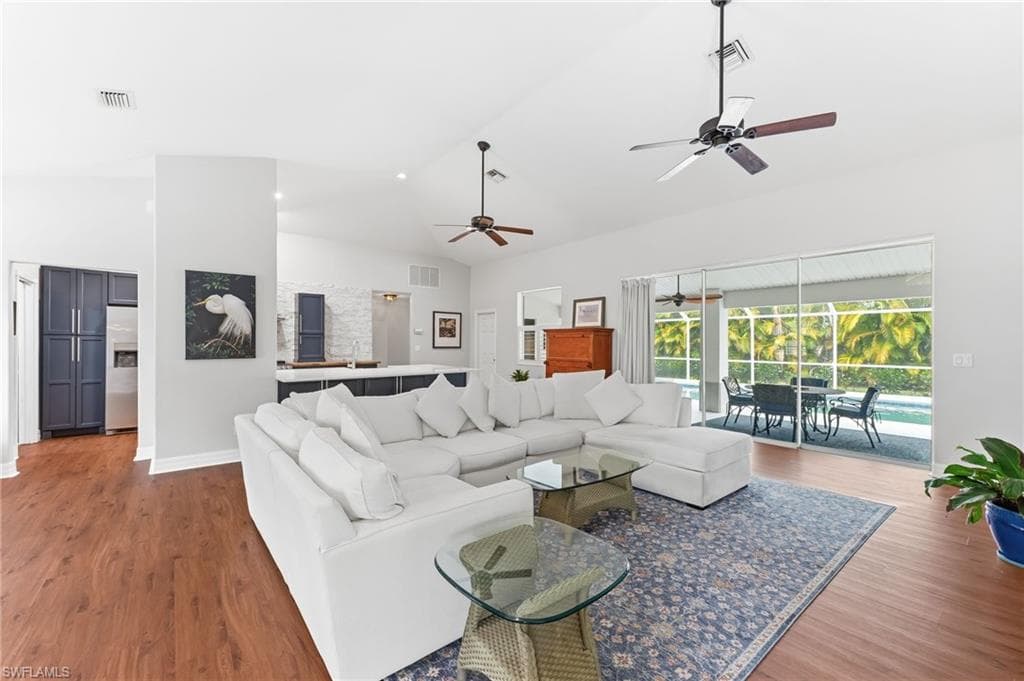 1377 Coconut DR-10
