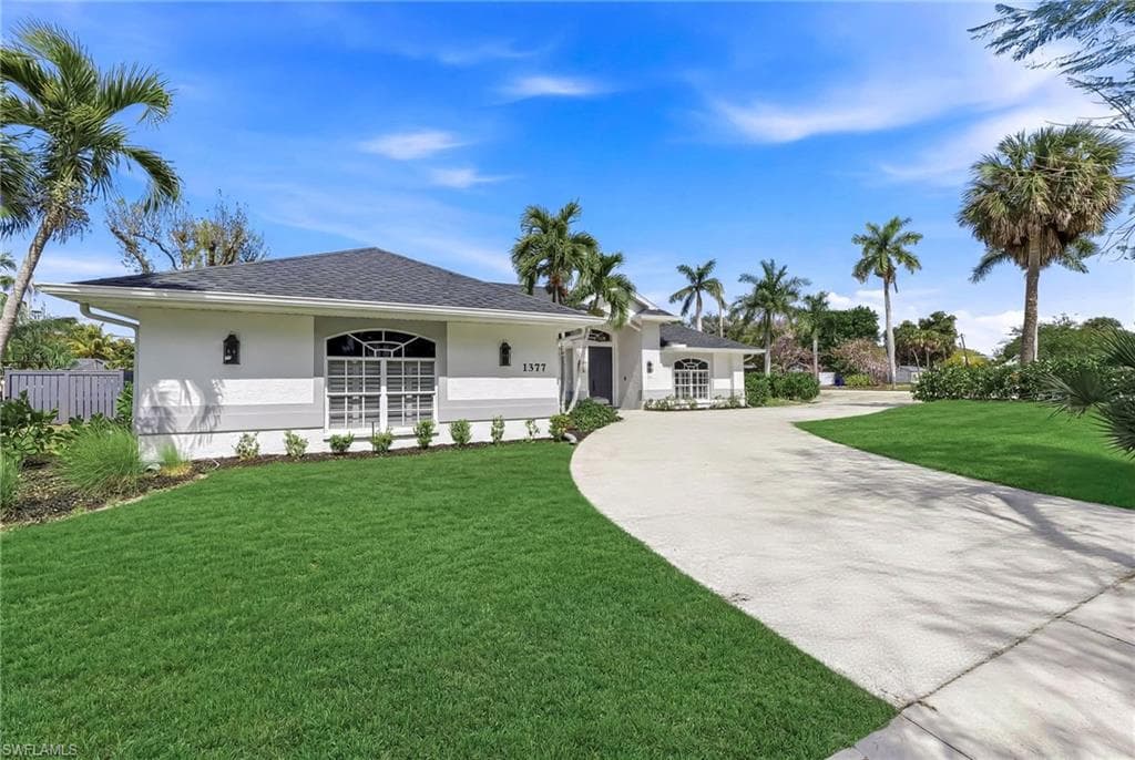 1377 Coconut DR-48