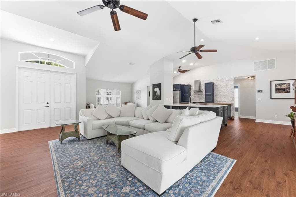 1377 Coconut DR-11