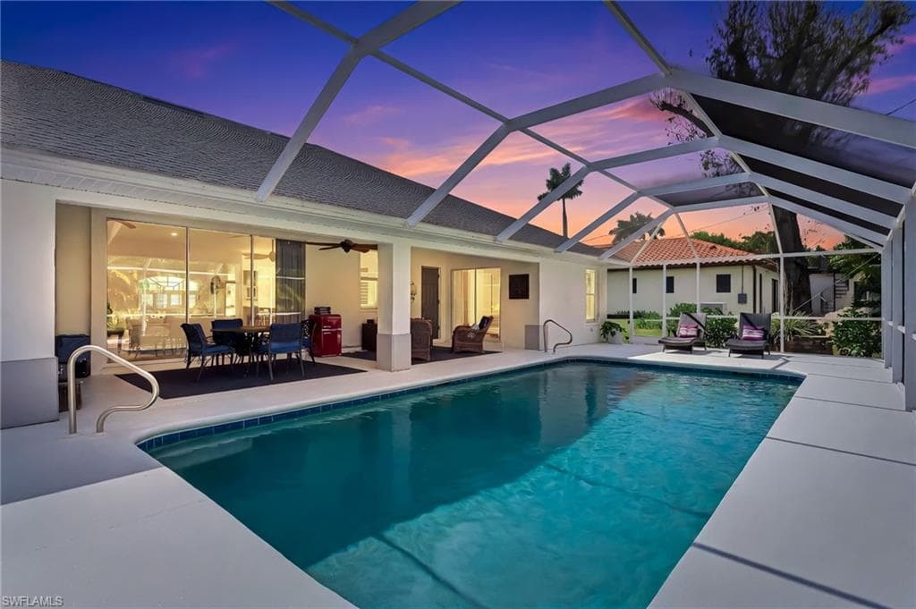 1377 Coconut DR-19