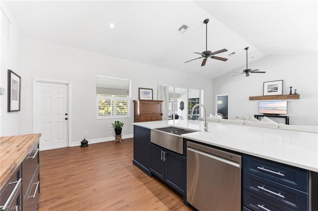 1377 Coconut DR-8