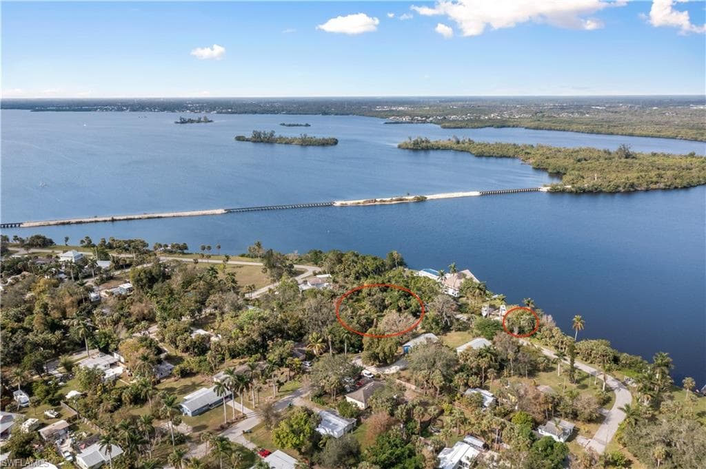 4836/4839 E Riverside DR-6
