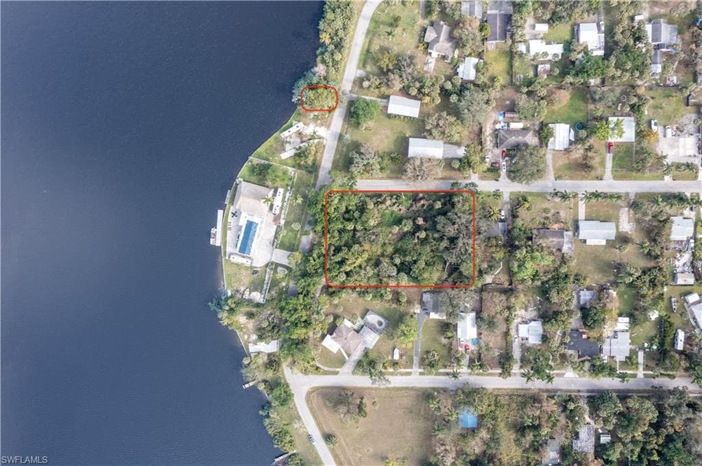 4836/4839 E Riverside DR-10