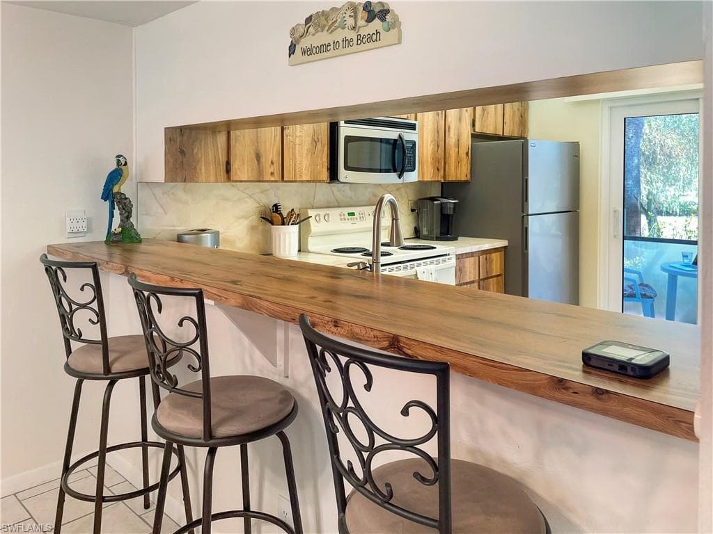 4070 Looking Glass LN 3101-6