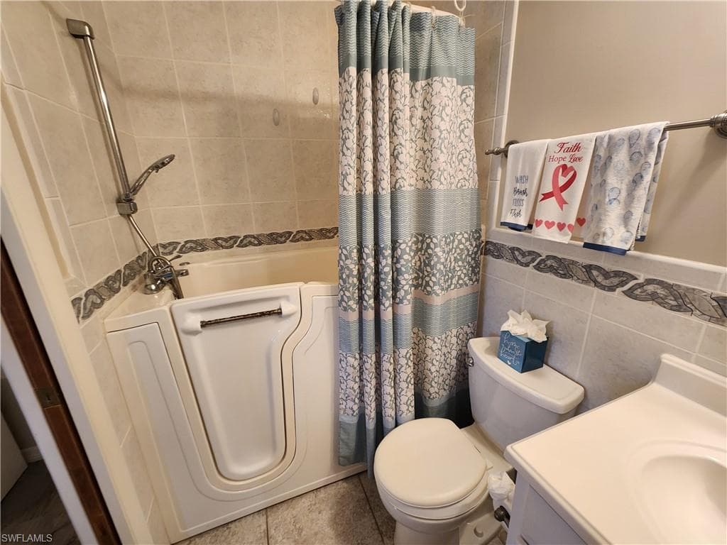 1220 SE 40th ST 6-16