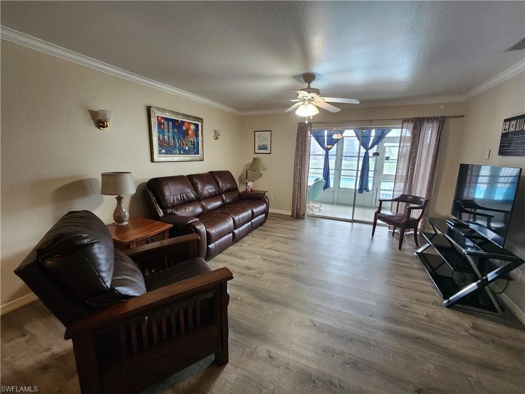 1220 SE 40th ST 6-7
