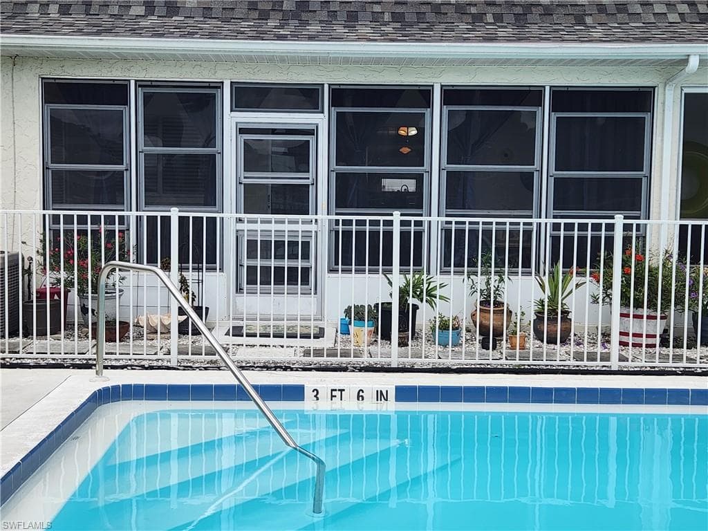 1220 SE 40th ST 6-28