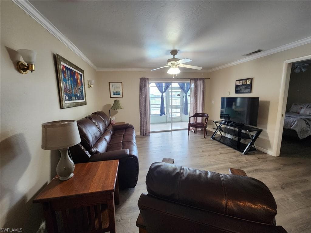 1220 SE 40th ST 6-20