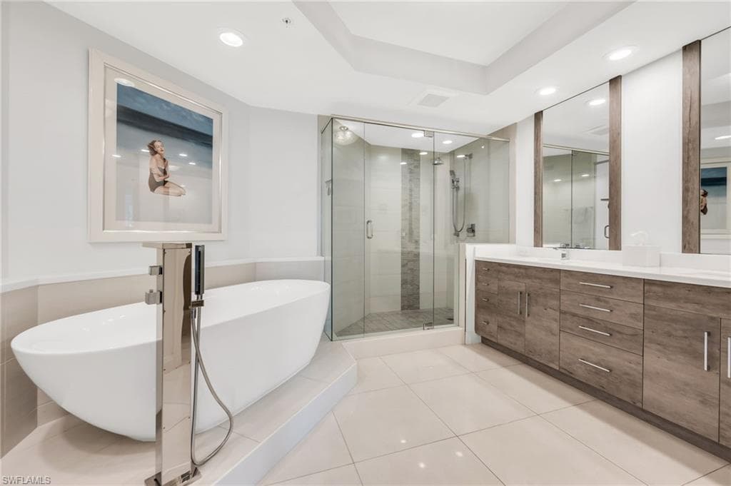 455 Cove Tower DR 304-9