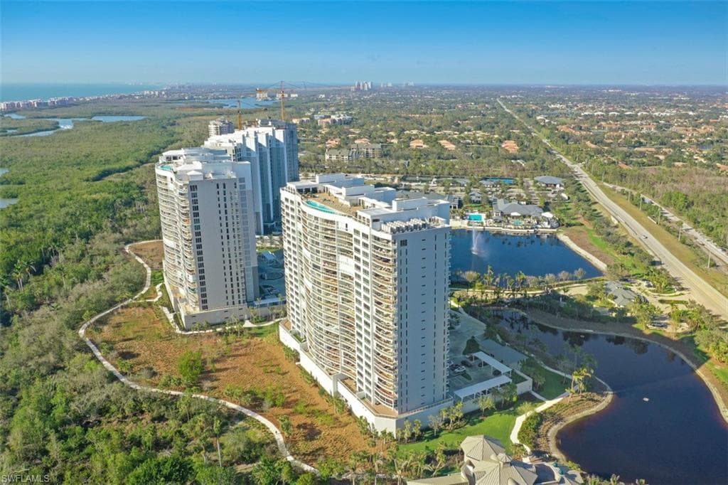 13915 Old Coast RD 305-41
