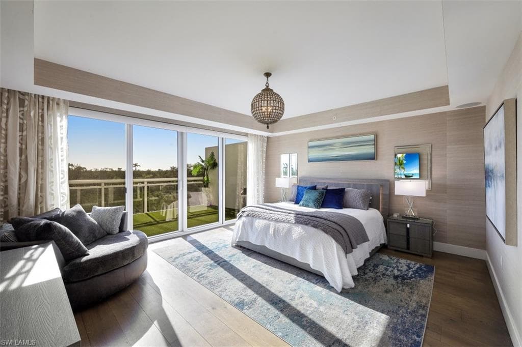 13915 Old Coast RD 305-11