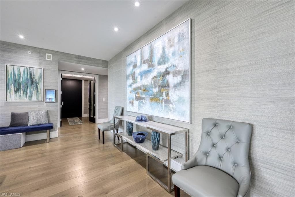 13915 Old Coast RD 305-21