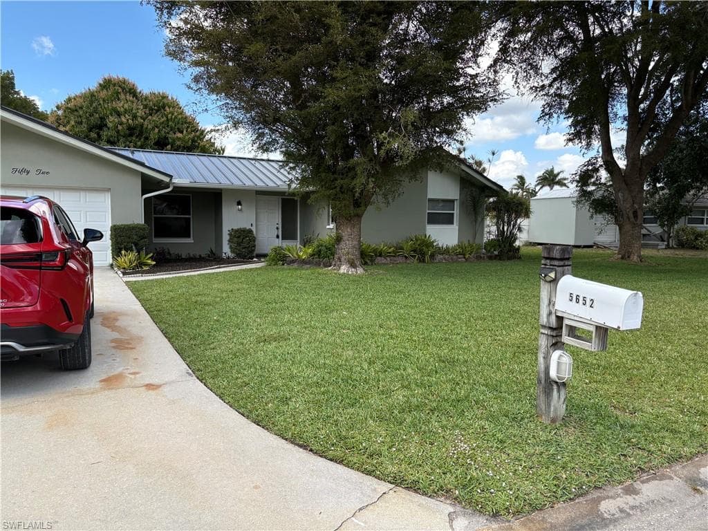 5652 Eichen CIR E-17