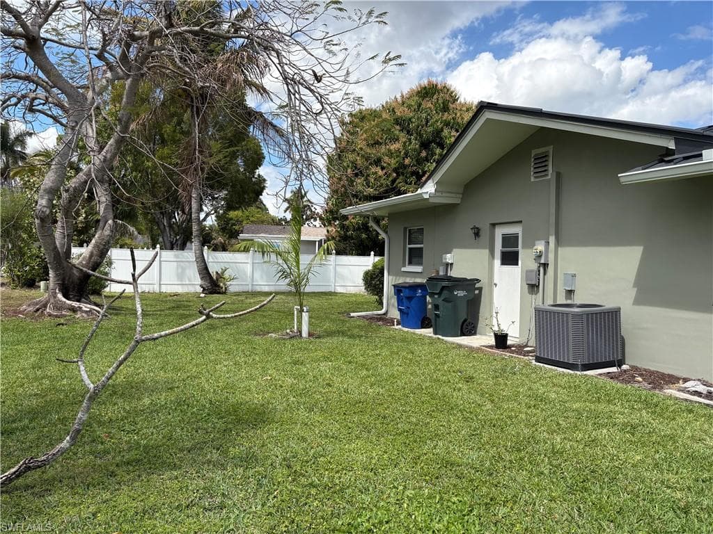 5652 Eichen CIR E-15