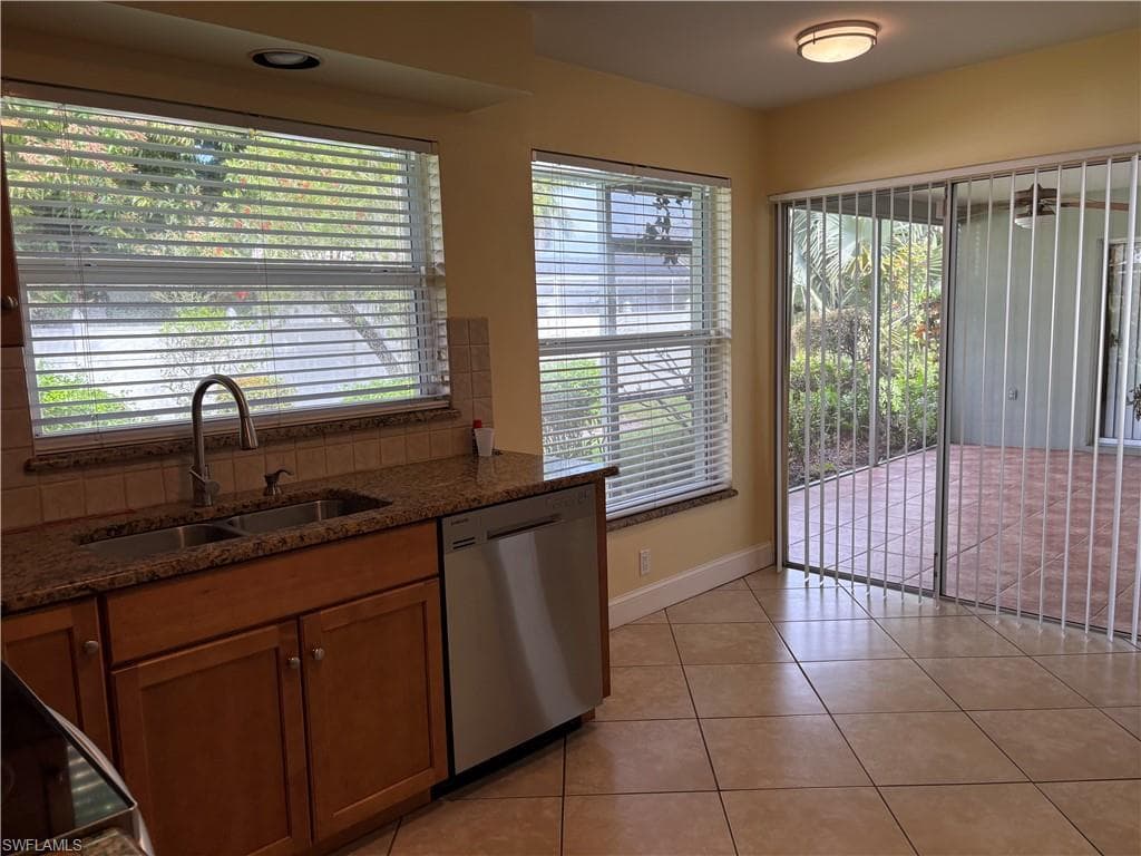 5652 Eichen CIR E-19