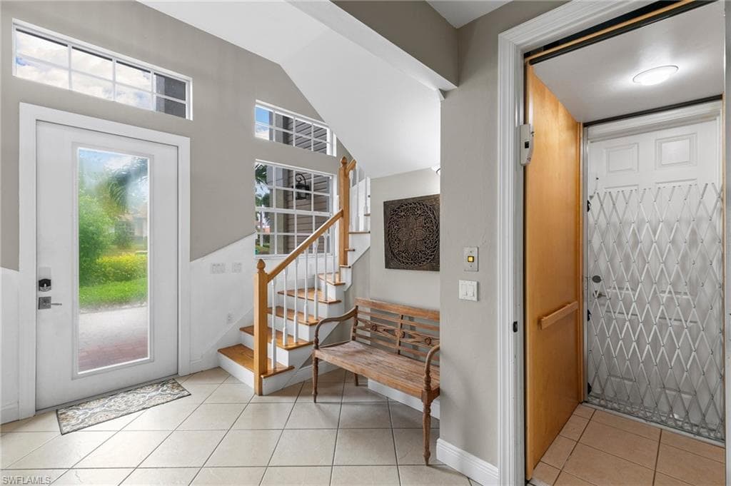 1927 Sheffield AVE-2