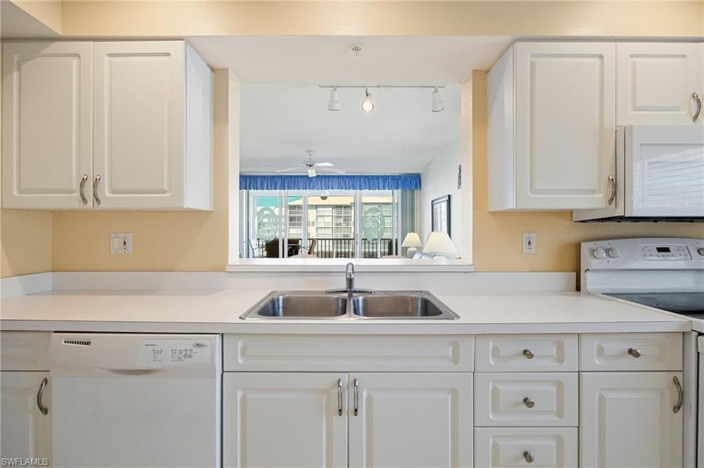 4481 Bay Beach LN 224-20