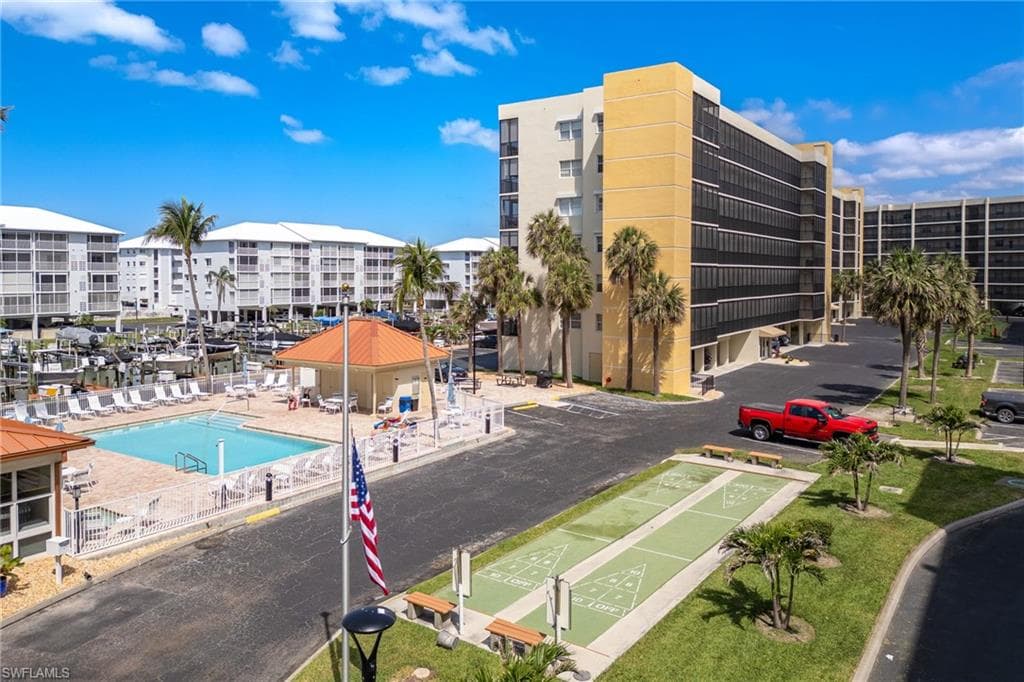 4481 Bay Beach LN 224-25