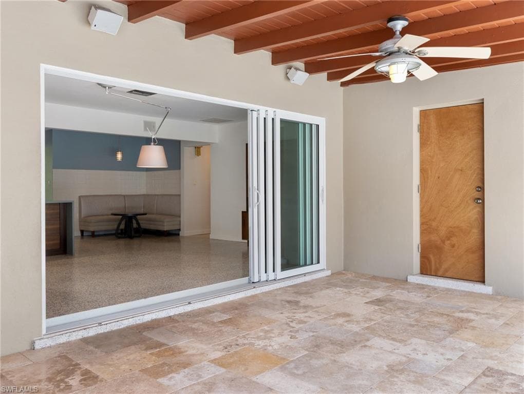 3517 Stuart CT-28