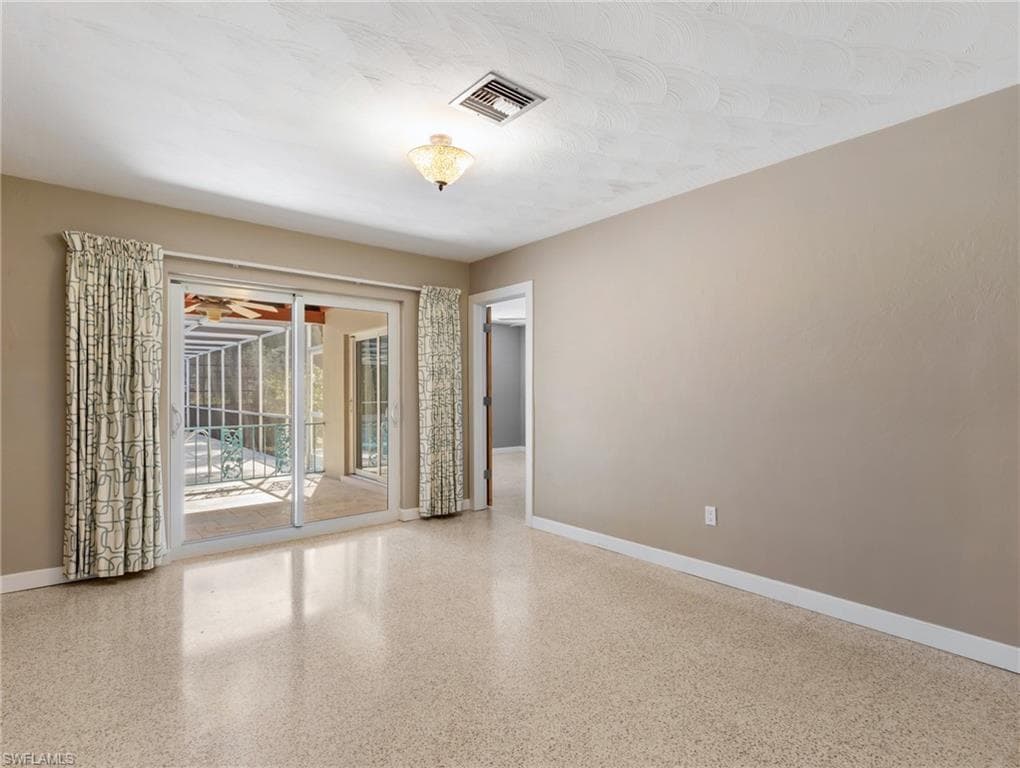 3517 Stuart CT-15