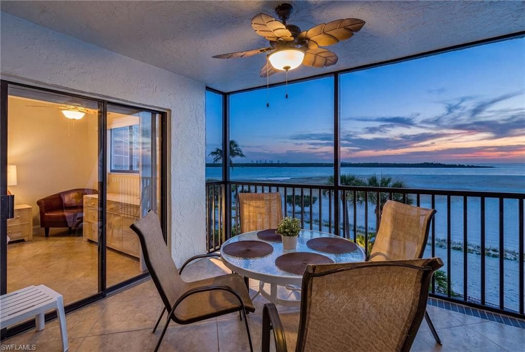 8350 Estero BLVD 322-17