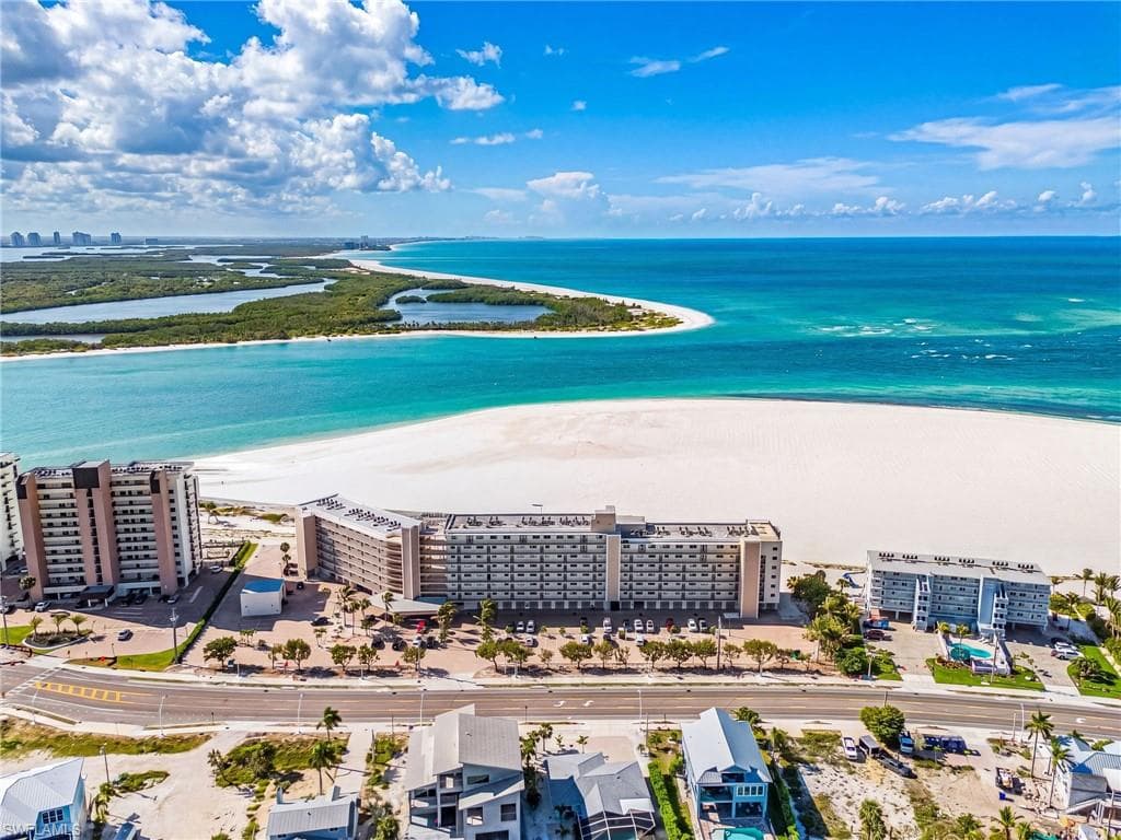 8350 Estero BLVD 322-30