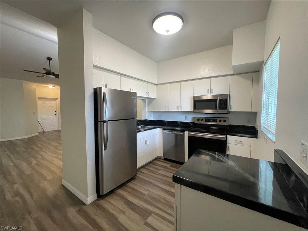 8555 Bernwood Cove LOOP 112-29