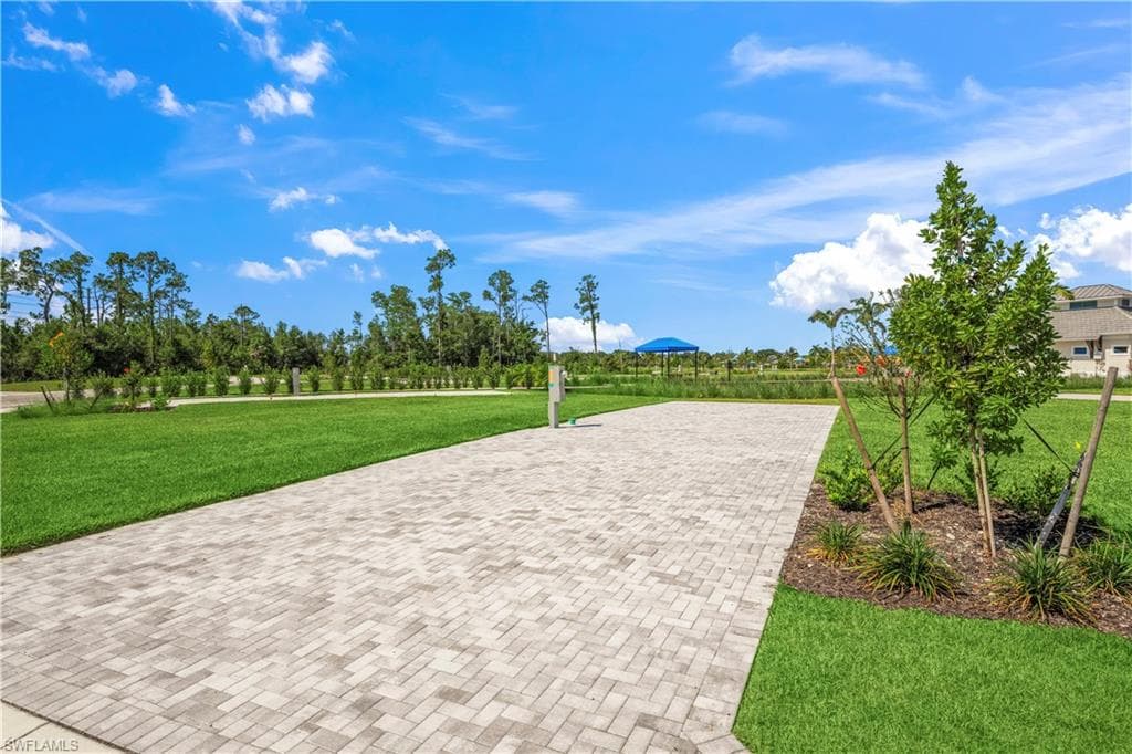 5570 Laguna Caribe CIR-16