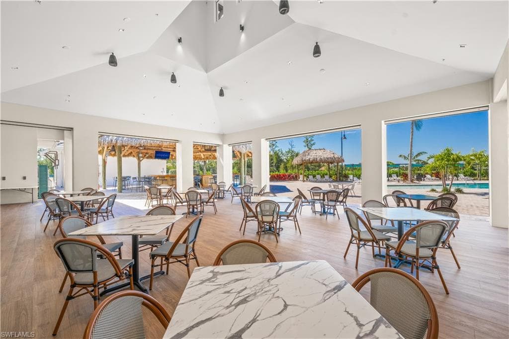 5570 Laguna Caribe CIR-11