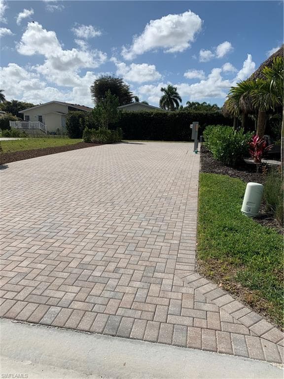 5570 Laguna Caribe CIR-21