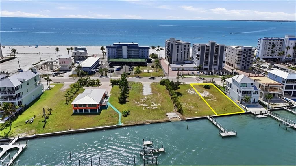355 Estero BLVD-6