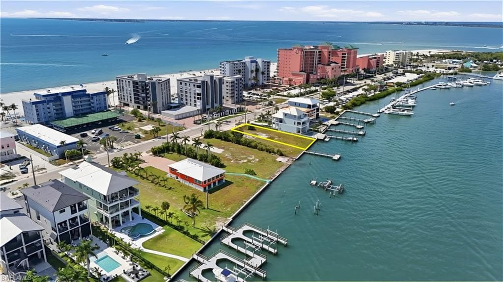 355 Estero BLVD-11