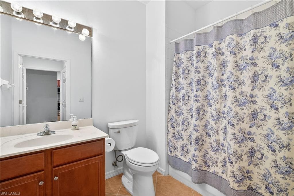 20011 Sanibel View CIR 206-22