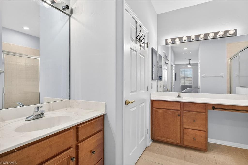 20011 Sanibel View CIR 206-20