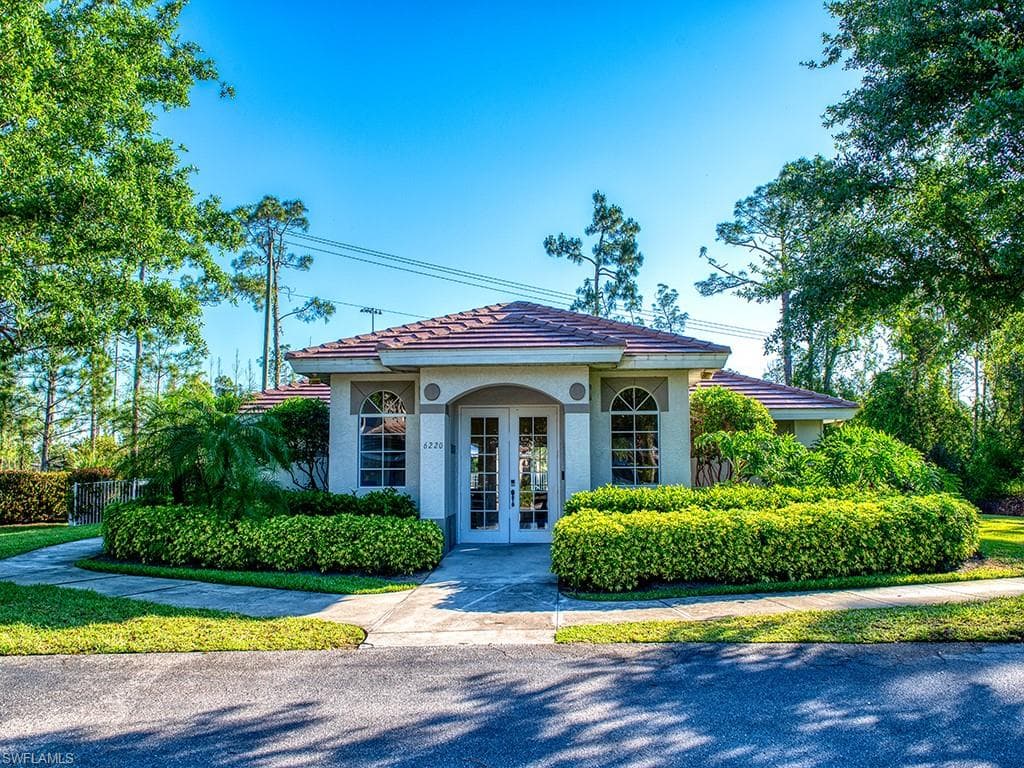 6215 Wilshire Pines CIR 1601-1