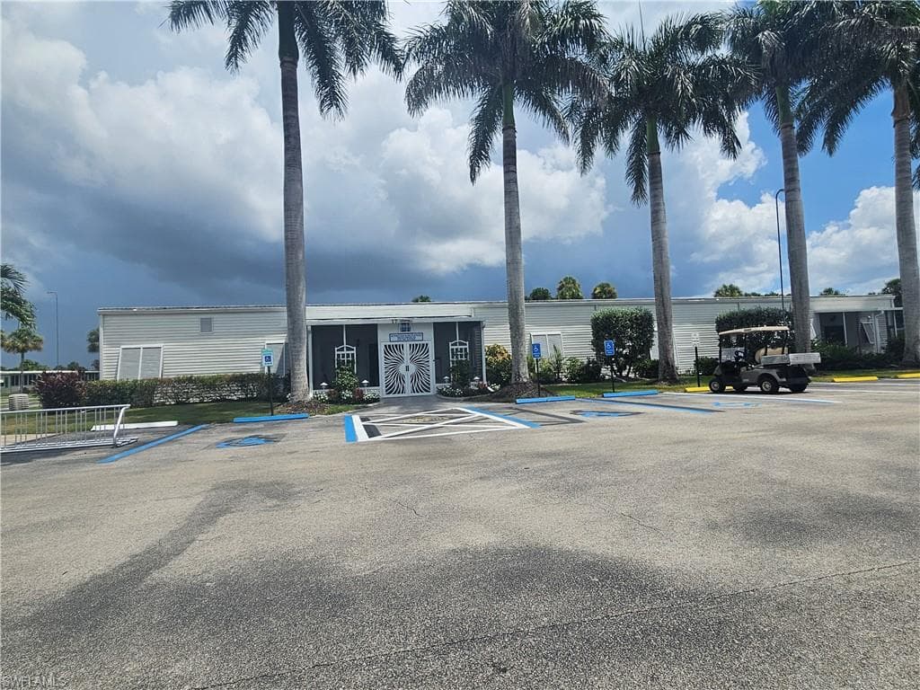 12 Aquamarine AVE 12Q-46