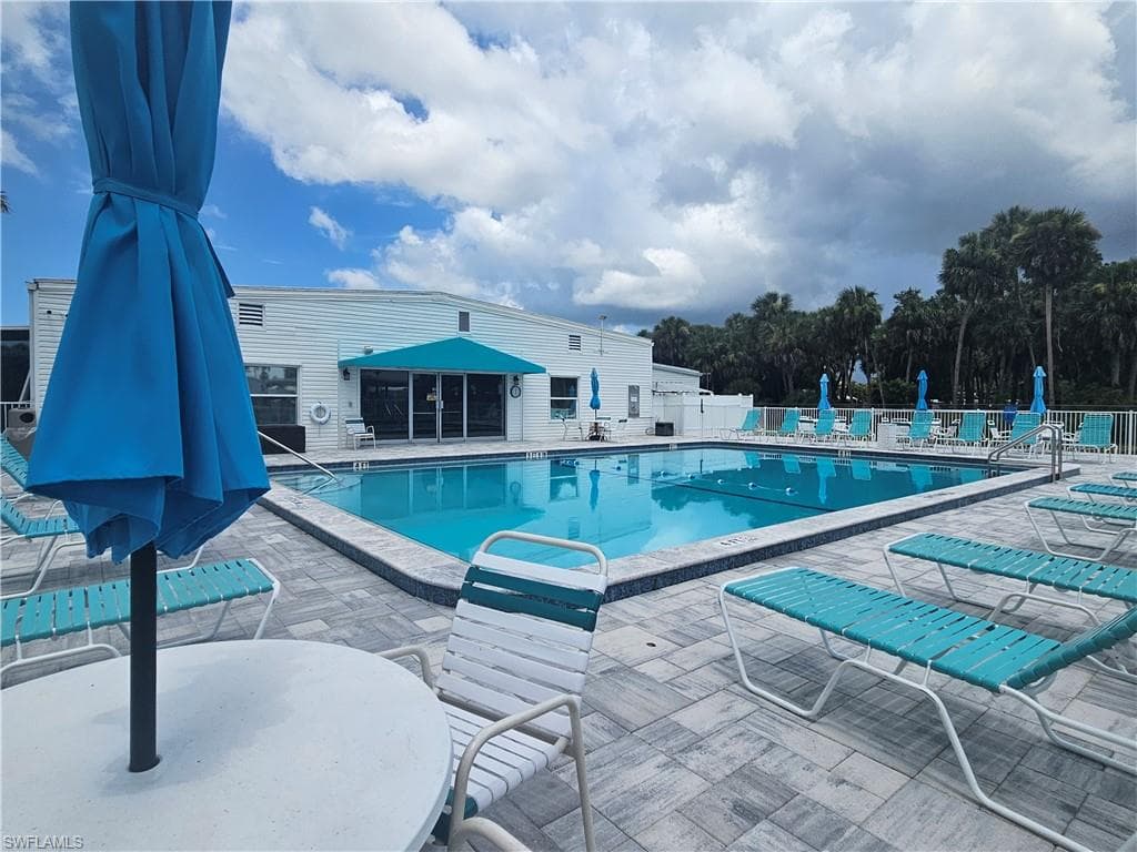 12 Aquamarine AVE 12Q-43