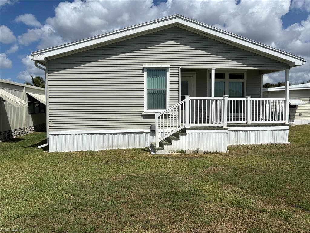12 Aquamarine AVE 12Q-5