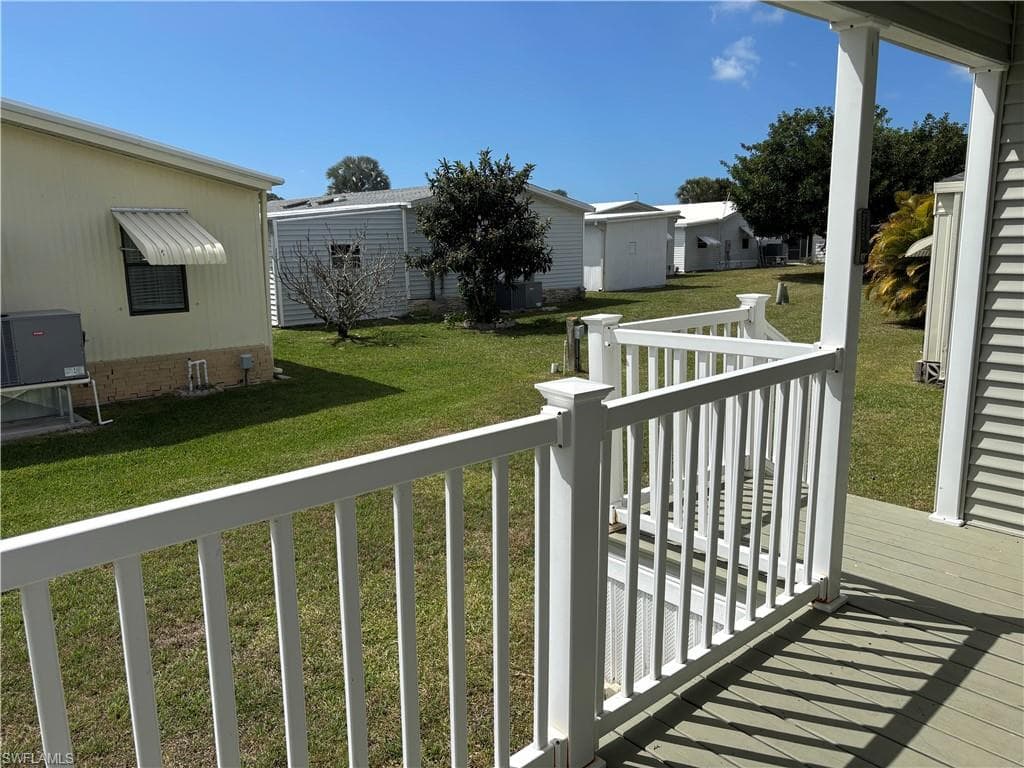 12 Aquamarine AVE 12Q-8