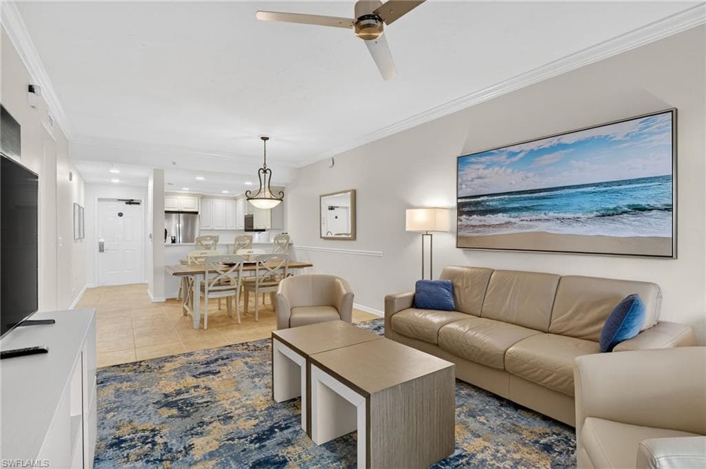 221 9th ST S 114-14
