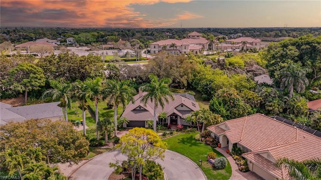 812 Pine Creek LN-43