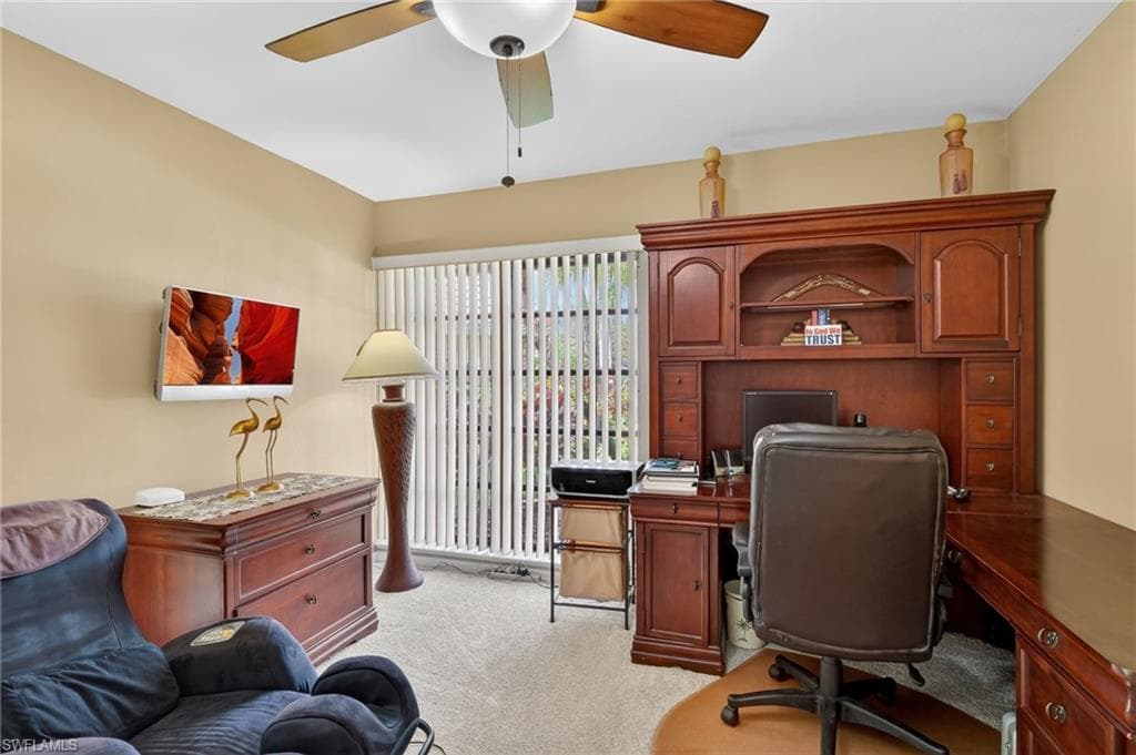 812 Pine Creek LN-16