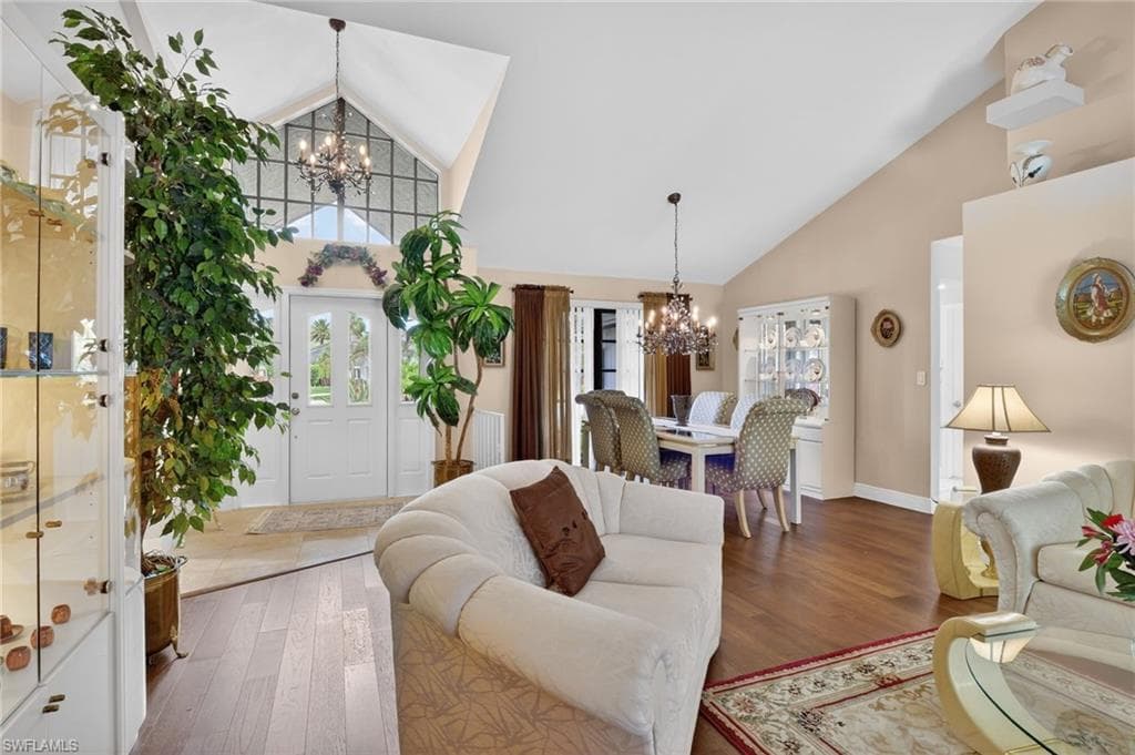 812 Pine Creek LN-22